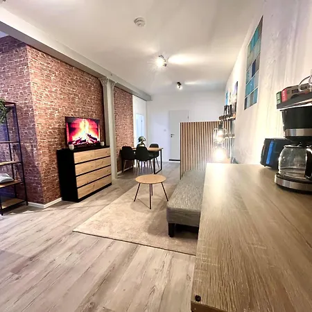 Apartment Industrial Feeling In A Quiet Location Leipzig